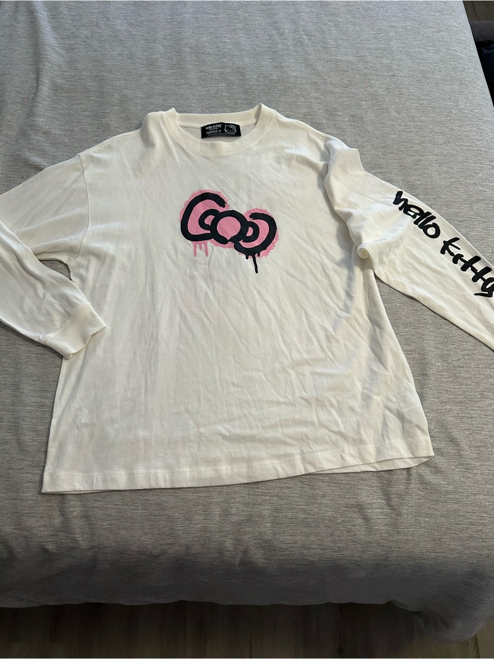 Hello Kitty tee